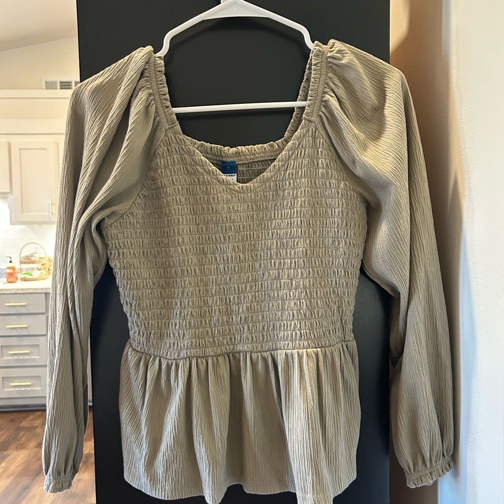 Old Navy Women's Tan Smocked Blouse